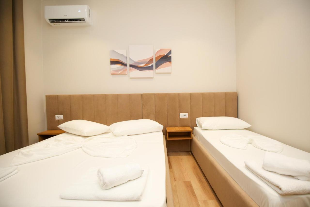 Hotel Amantia Bashkia e Orikumit Exteriör bild